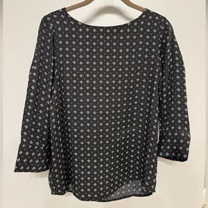 Tahari blouse